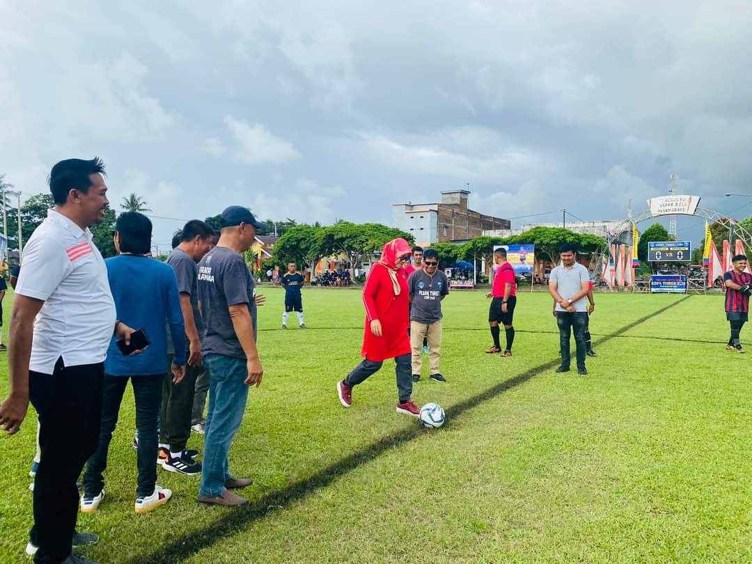 Wabup Herny Buka Turnamen Pespa Three I Cup Pasangkayu 2022